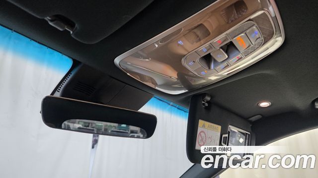 Genesis GV70 2021 — photo 33