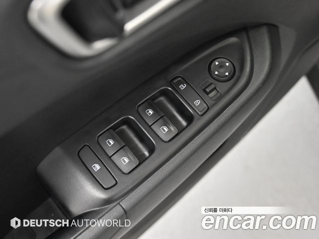 Hyundai Venue 2020 — photo 17