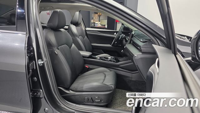 Kia K5 2024 — photo 17