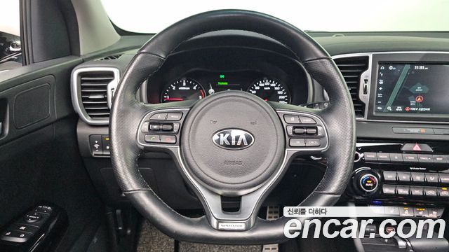 Kia Sportage 2018 — photo 14