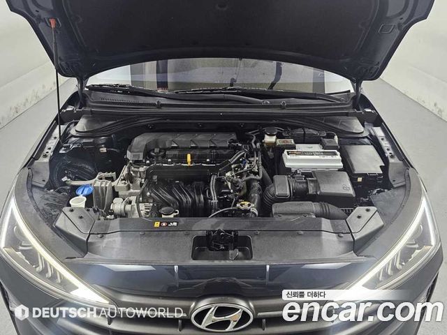 Hyundai AVANTE 2019 — photo 6