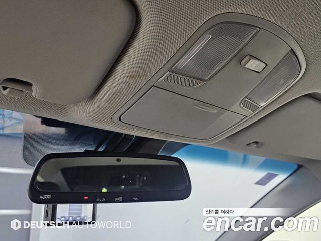 Hyundai AVANTE 2019 — photo 18