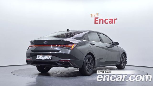 Hyundai AVANTE 2021 — photo 2