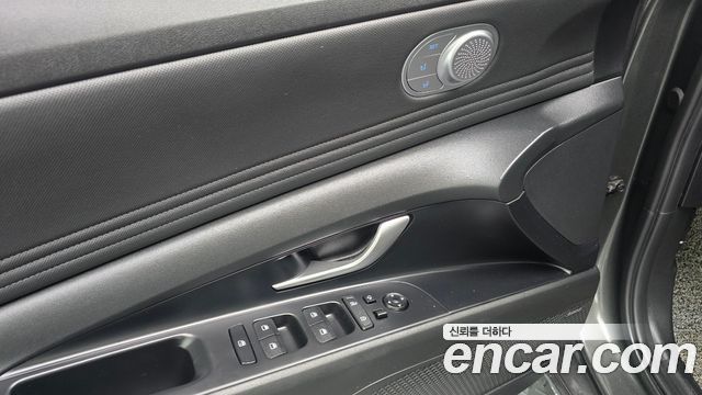 Hyundai AVANTE 2021 — photo 18