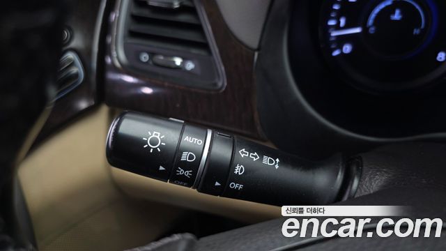 Hyundai Grandeur 2014 — photo 26