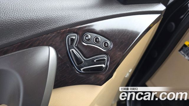 Hyundai Grandeur 2014 — photo 28
