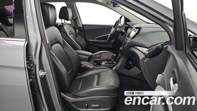 Hyundai Santafe 2017 — photo 17