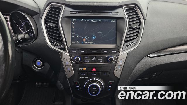 Hyundai Santafe 2017 — photo 20