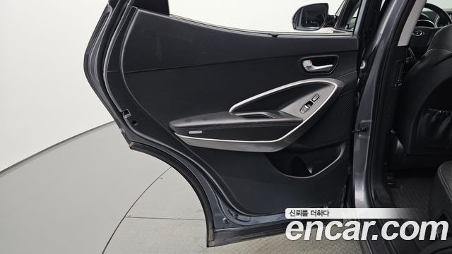 Hyundai Santafe 2017 — photo 15