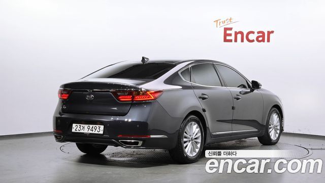 Kia K7 2018 — photo 2