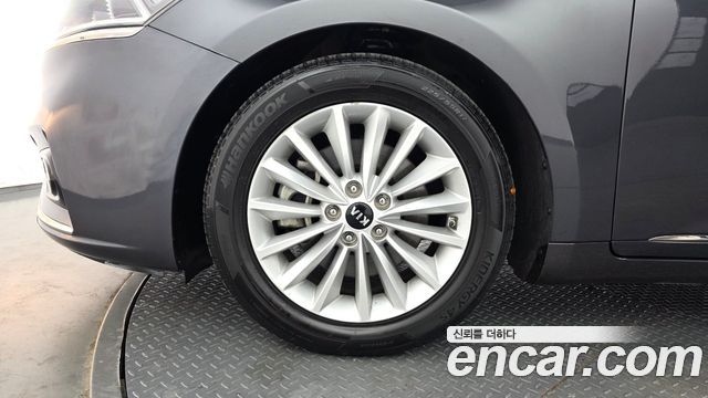 Kia K7 2018 — photo 5