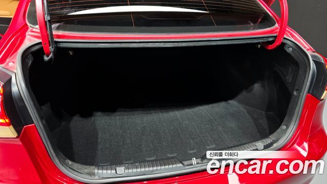 Kia K3 2016 — photo 22