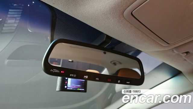 Kia K3 2016 — photo 24
