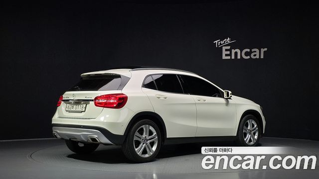 Mercedes-Benz GLA-Class 2016 — photo 2