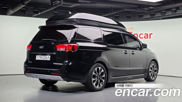 Kia Canival 2016 — photo 2