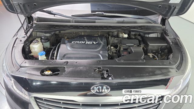 Kia Canival 2016 — photo 6