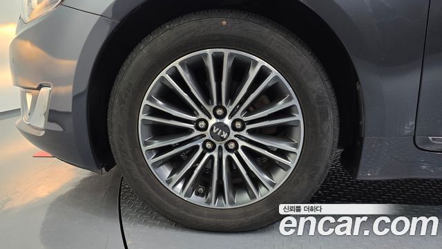 Kia K7 2015 — photo 5