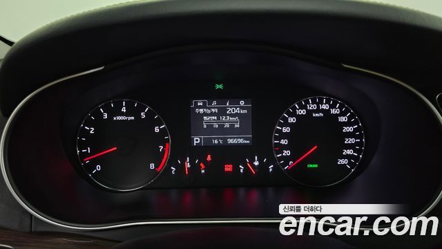 Kia K7 2015 — photo 11