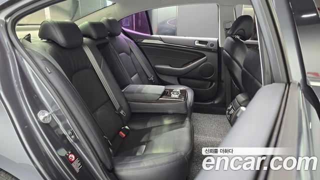 Kia K7 2015 — photo 18