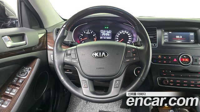 Kia K7 2015 — photo 19
