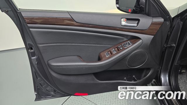 Kia K7 2015 — photo 14