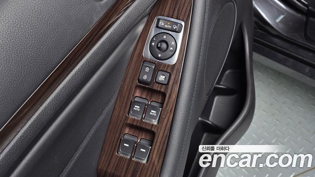 Kia K7 2015 — photo 28