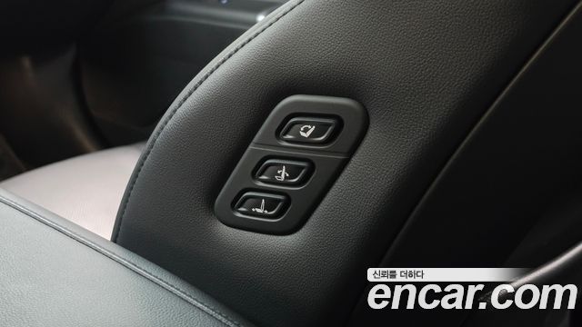 Hyundai Grandeur 2023 — photo 32