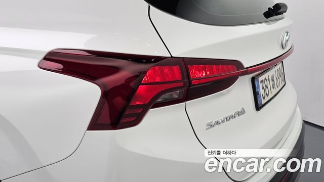 Hyundai Santafe 2023 — photo 9