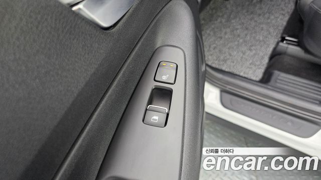 Hyundai Santafe 2023 — photo 27