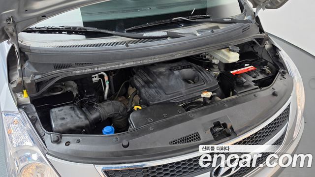 Hyundai Starex 2013 — photo 6