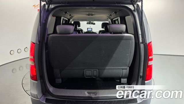 Hyundai Starex 2013 — photo 20