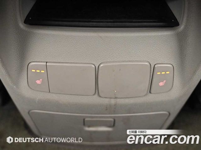 Kia Canival 2015 — photo 16