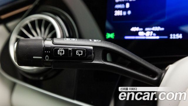 Mercedes-Benz EQE 2024 — photo 18