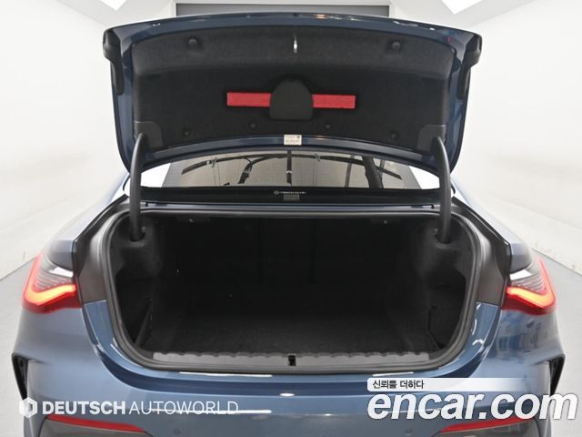 BMW 4-Series 2022 — photo 19