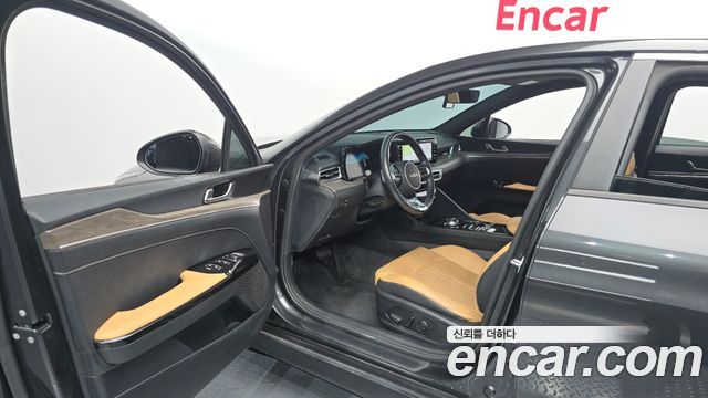 Kia K5 2022 — photo 13