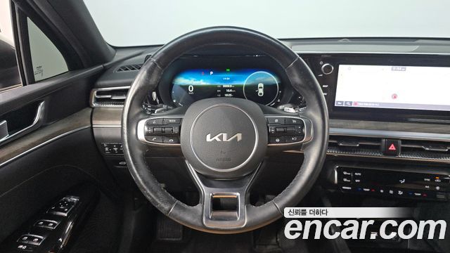 Kia K5 2022 — photo 19