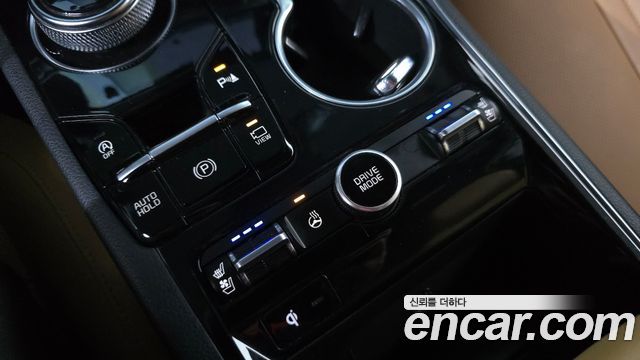 Kia K5 2022 — photo 24