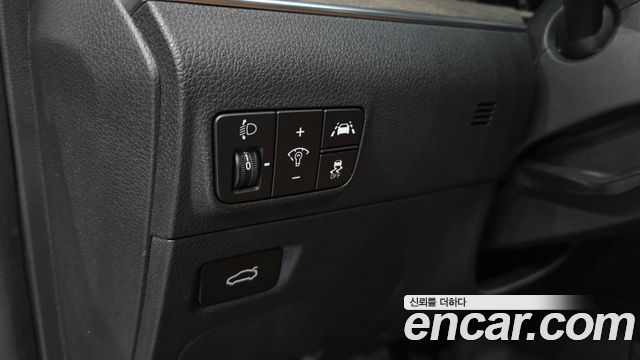 Kia K5 2022 — photo 27