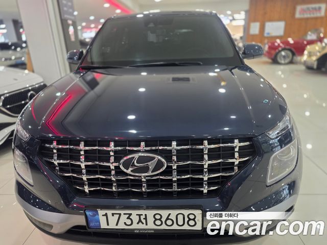 Hyundai Venue 2022 — photo 1