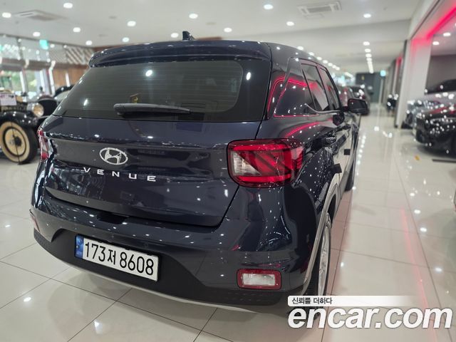 Hyundai Venue 2022 — photo 6