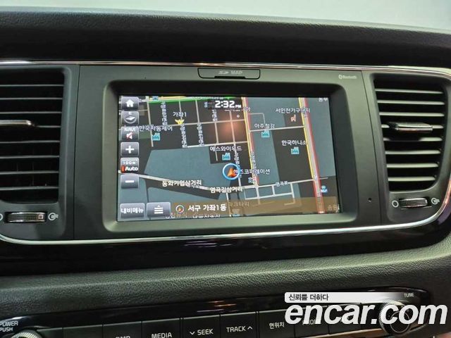 Kia Canival 2017 — photo 14