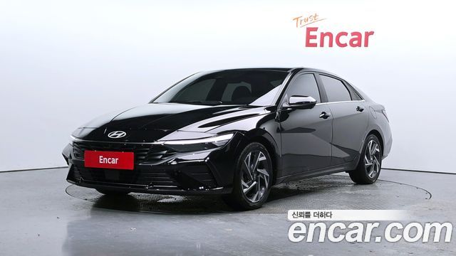 Hyundai AVANTE 2024 — photo 1