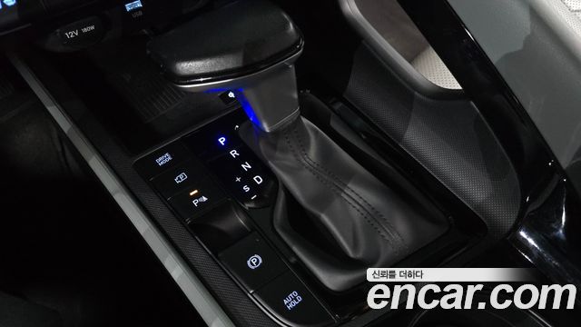 Hyundai AVANTE 2024 — photo 12