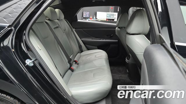 Hyundai AVANTE 2024 — photo 17