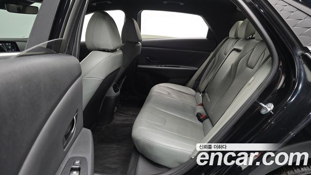 Hyundai AVANTE 2024 — photo 18