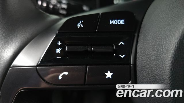 Hyundai AVANTE 2024 — photo 31