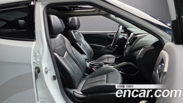 Hyundai Veloster 2013 — photo 11