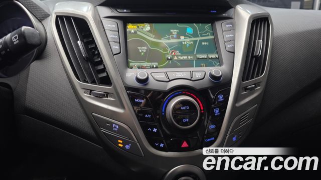 Hyundai Veloster 2013 — photo 14
