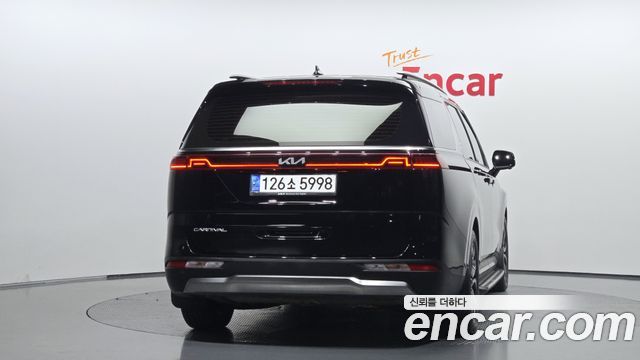 Kia Canival 2022 — photo 4