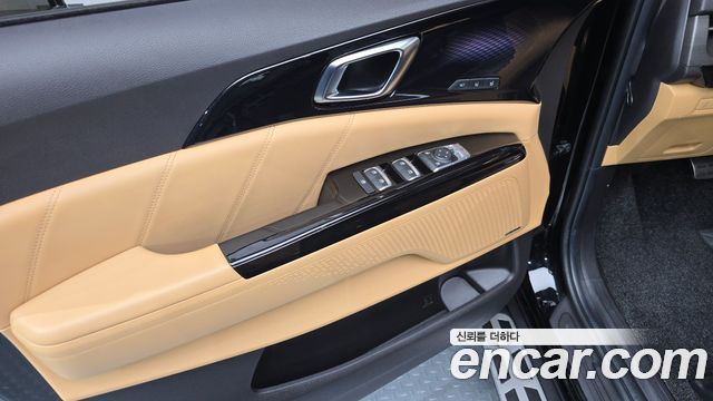 Kia Canival 2022 — photo 15